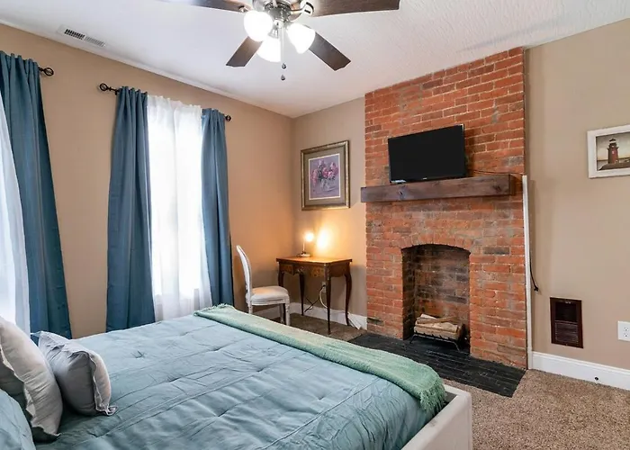 Сasa de vacaciones 4 Bedroom Luxe In Brewery District