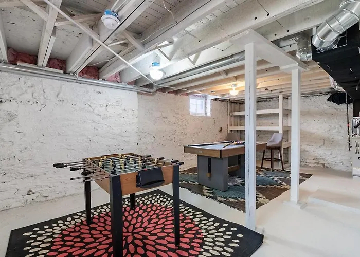Сasa de vacaciones 4 Bedroom Luxe In Brewery District *